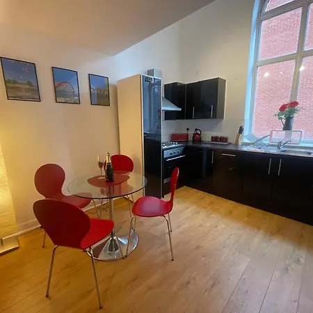 Vibrant Loft In Grade Ii Listed Georgian Building Apartamento *