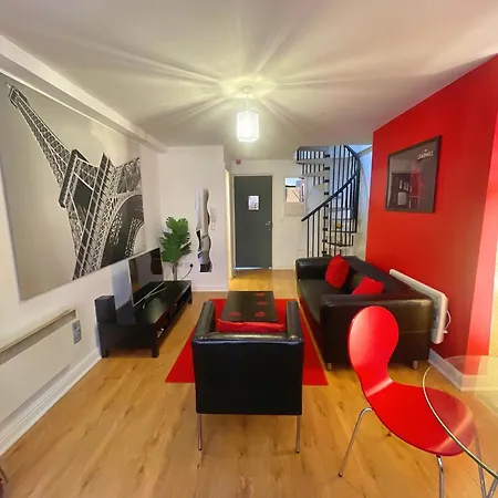Vibrant Loft In Grade Ii Listed Georgian Building Apartamento *